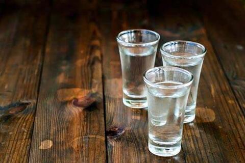 煤老板 賣酒放廣告 省下一個(gè)億