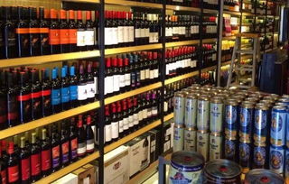 真平快酒類直供 就在?？?原價900元法國卡羅公爵葡萄酒,賣95元一箱