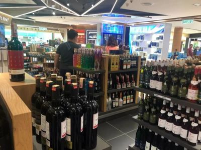 酒業(yè)觀察| 五糧液造的汽車你會(huì)買嗎?國(guó)窖1573要漲到5000一瓶!